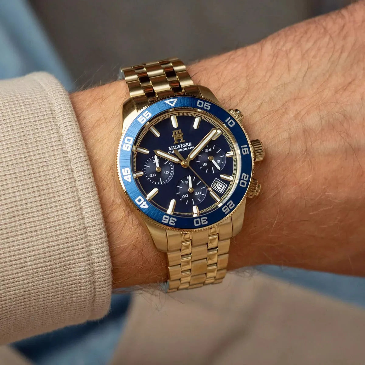 Tommy Hilfiger Chronograph Blue Dial Golden Color Stainless Steel Strap Watch For Men 1792158