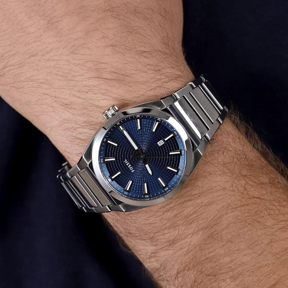 Everett 42mm Three-Hand Date Stainless Steel Watch - FS5822